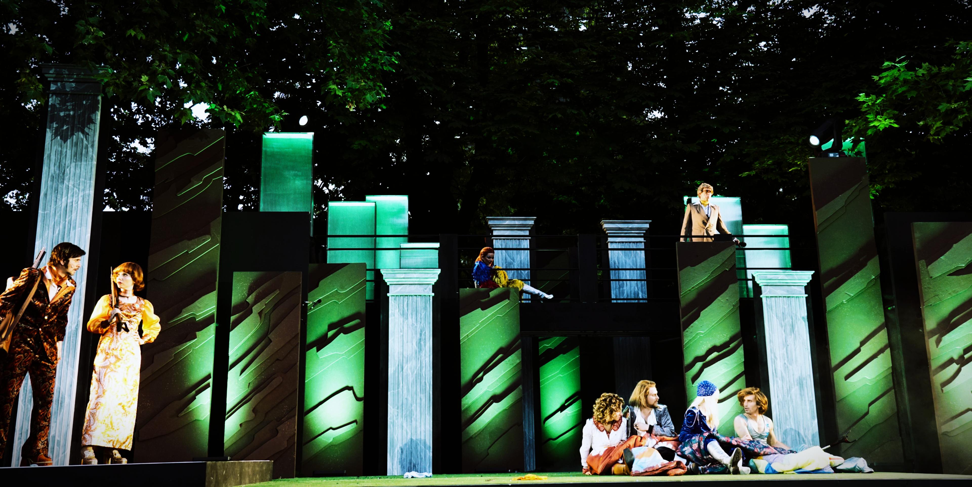 Slideshow background 4